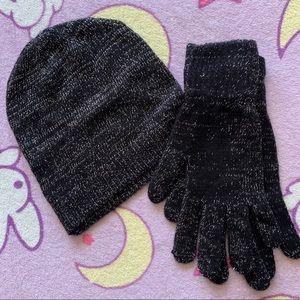 Jaclyn Smith Beanie and Gloves